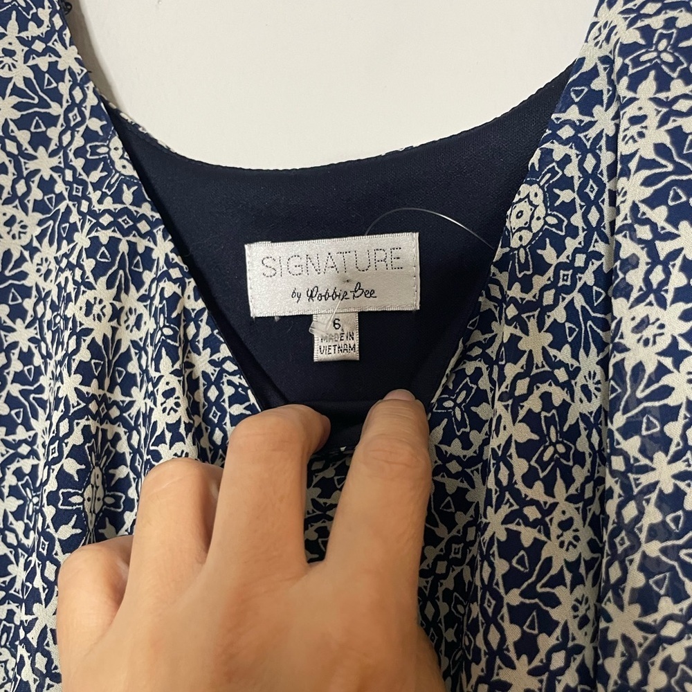 Robbie Bee Navy Chiffon Tiered Mini Dress - Picture 5 of 9